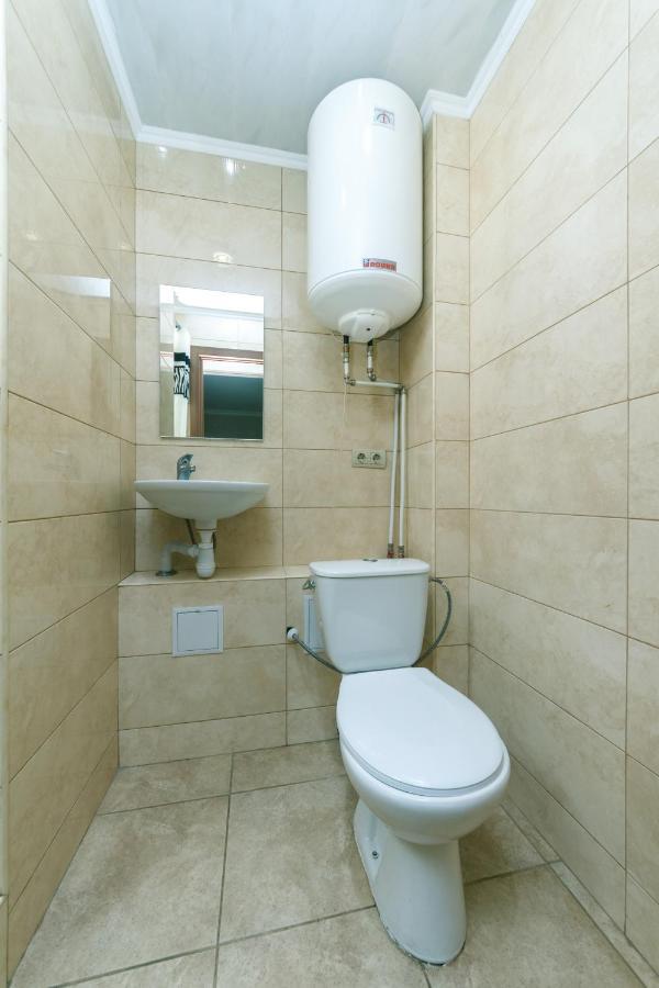 2к уютная в центре печерска Apartment