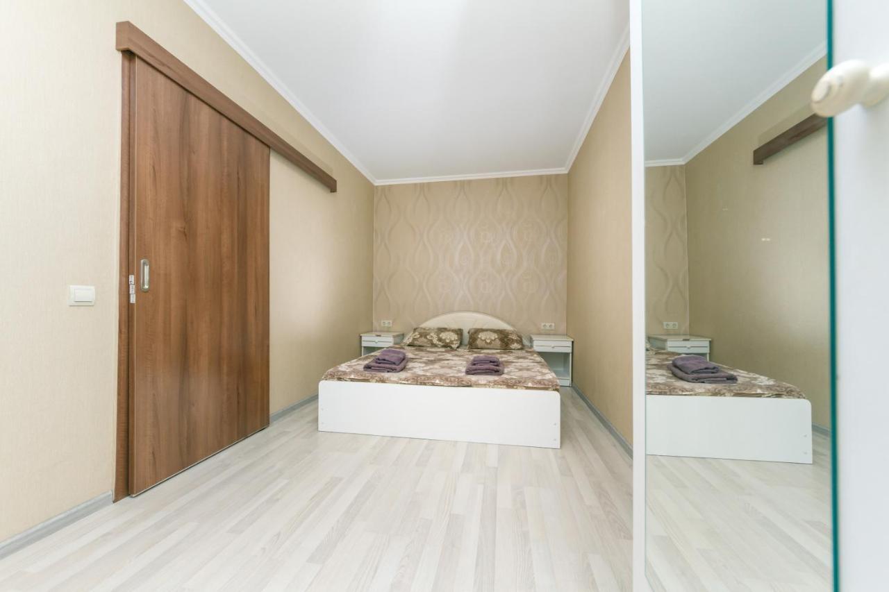 Apartment 2к уютная в центре печерска Kyiv